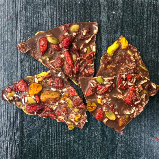 Healthy Chocolate Bark – sugar free