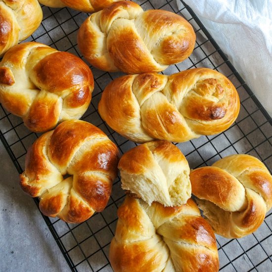 Sweet Brioche Buns