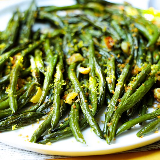 Roasted Green Beans with Garlic