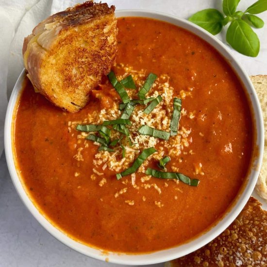 Vegan Roasted Tomato Soup