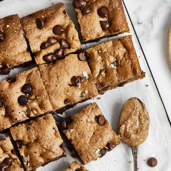 Flourless Peanut Butter Blondies