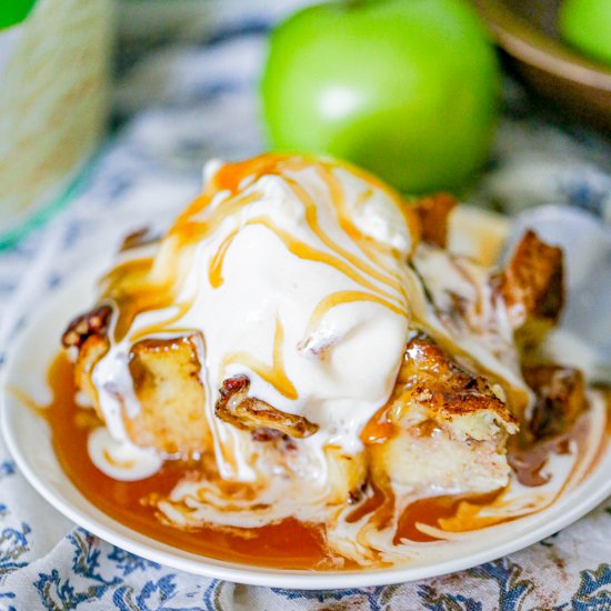 Easy Apple Bread Pudding