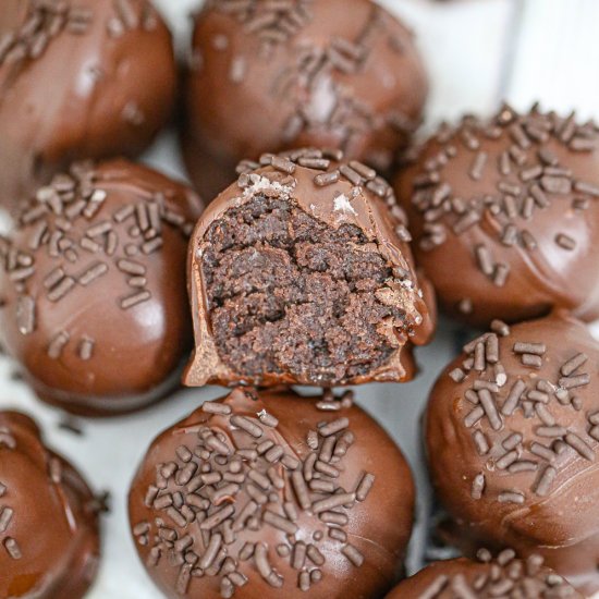 Chocolate Cake Cheesecake Truffles