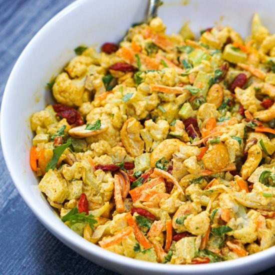 Curry Cauliflower Salad with Cashew