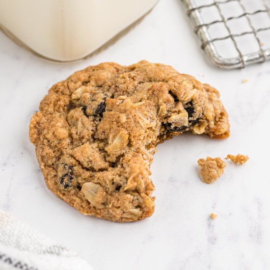 Oatmeal Raisin Cookies