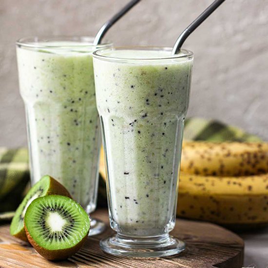 Kiwi and Banana Smoothie