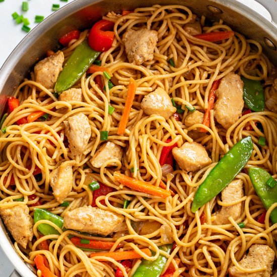 Chicken Lo Mein