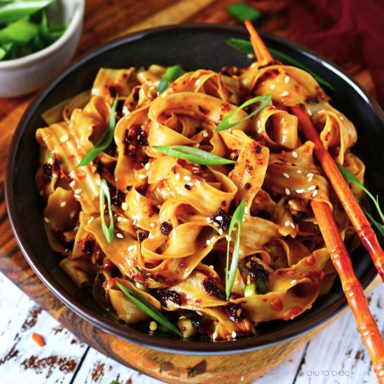 Garlic Chili Oil Noodles