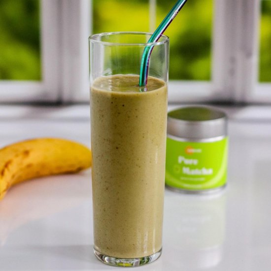 Banana Matcha Smoothie