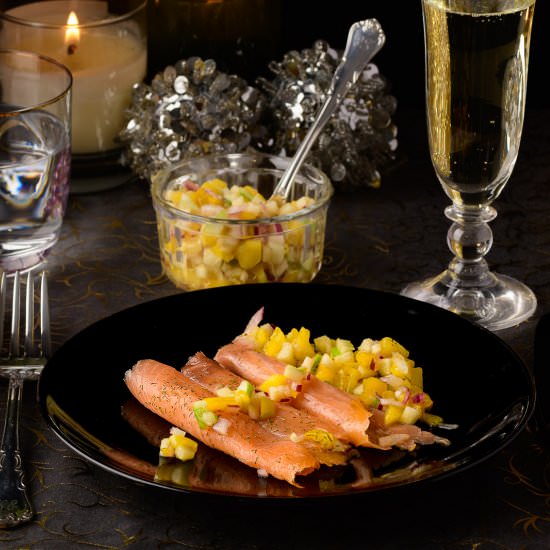 Salmon with apple&mango vinaigrette