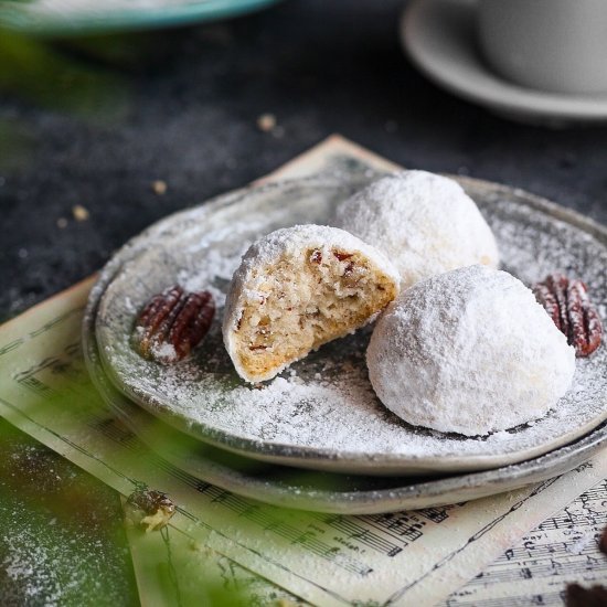 Mexican wedding cookies