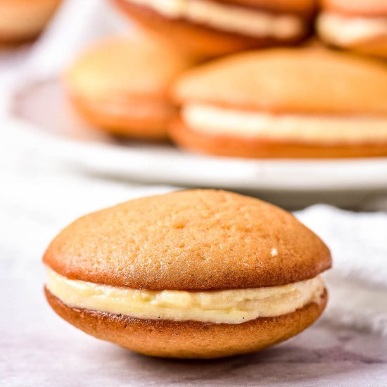 Caramel Whoopie Pies