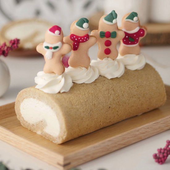 Fluffiest Gingerbread Cheesecake Sw