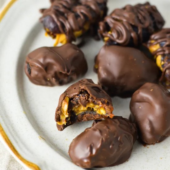 Peanut Butter Chocolate Dates