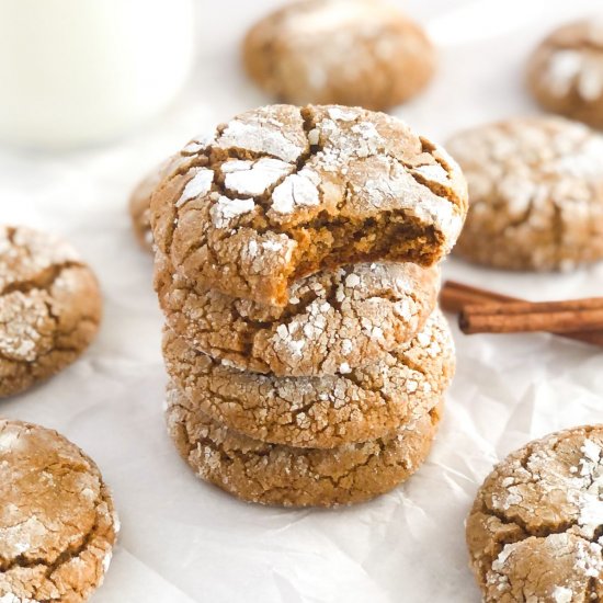 Ginger Molasses Crinkle Cookies