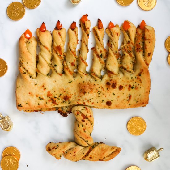 Cheesy Garlic Bread Menorah