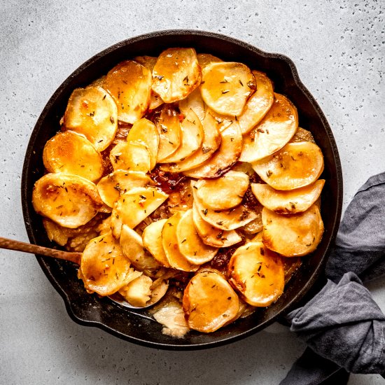 The BEST Easy Boulanger Potatoes