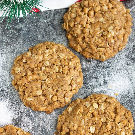 Oatmeal Toffee Crunch Cookies