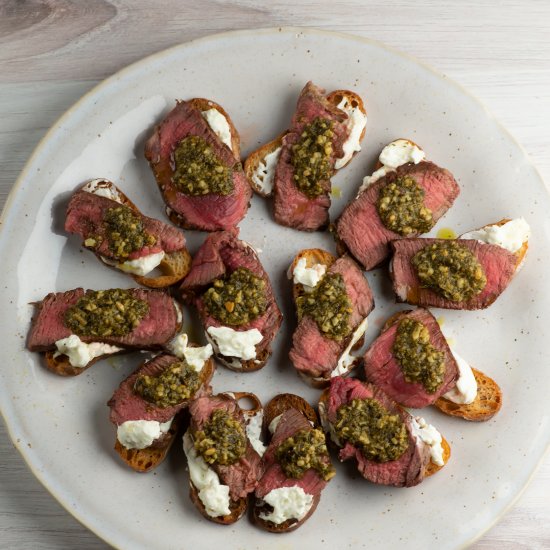 Filet Mignon Pesto Crostini