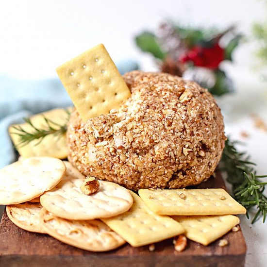 Blue Cheese Cheese Ball