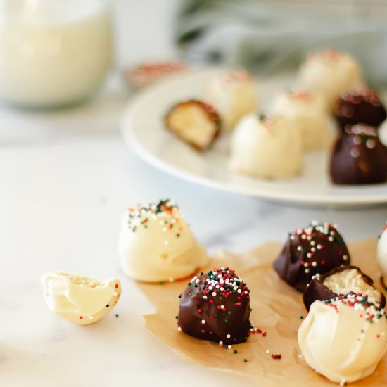 Vegan Sugar Cookie Truffles