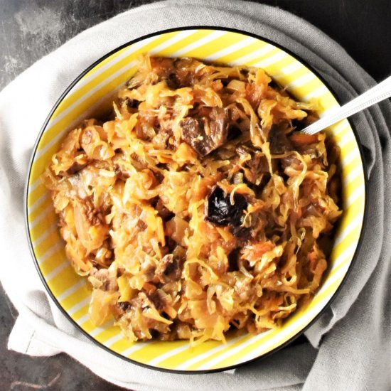 Polish Sauerkraut with Mushrooms