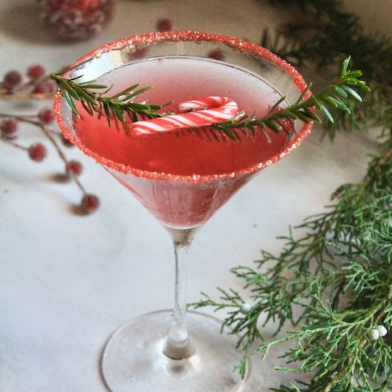 Pomegranate Martini Christmas Drink