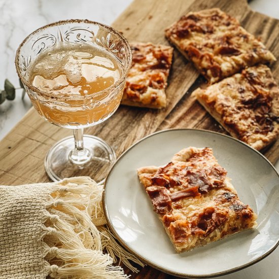 Apple Prosciutto Flatbread