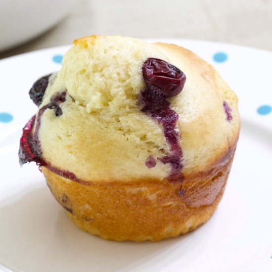 blueberry sour cream muffins