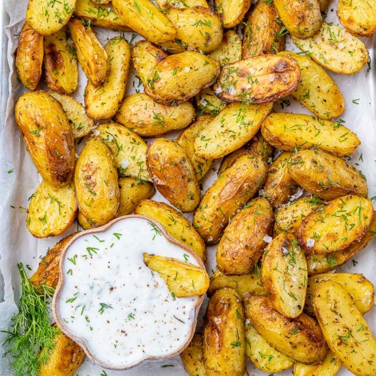 CRISPY BAKED GREEK POTATO WEDGES