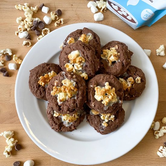 Popcorn & Hot Chocolate Cookies