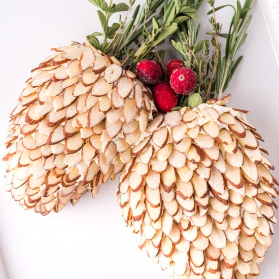 Pinecone Holiday Cheese Ball