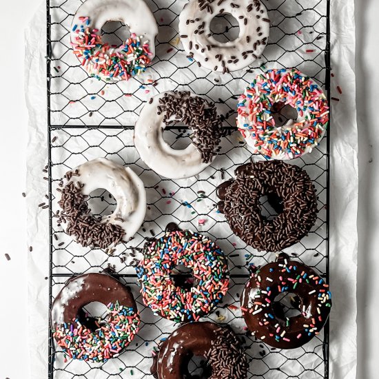 banana chocolate protein donuts