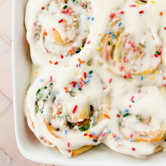 Funfetti Cinnamon Rolls