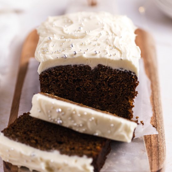 Simple Vegan Gingerbread Loaf Cake