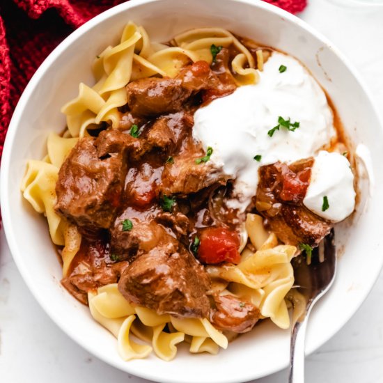 Instant Pot Hungarian Goulash