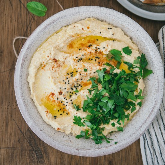 Feta and lemon hummus