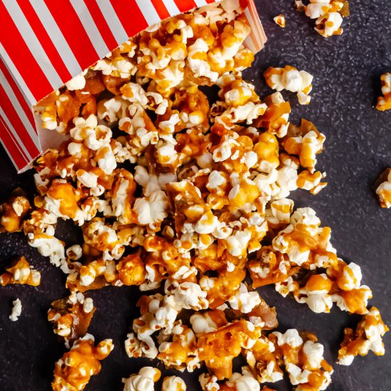 Amazing Caramel Popcorn