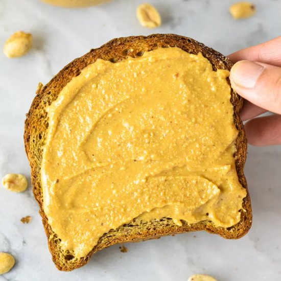 Homemade Peanut Butter