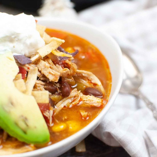 Instant Pot Chicken Tortilla Soup