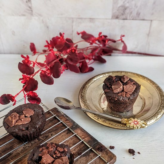 Easy Vegan Chocolate Banana Muffins