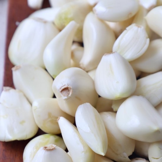 How To Peel Garlic