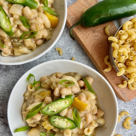 Vegetarian White Chili Mac