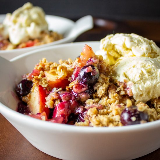 Apple and Blueberry Crumble