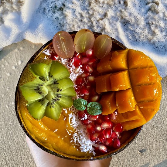 Tropical Mango Smoothie Bowl