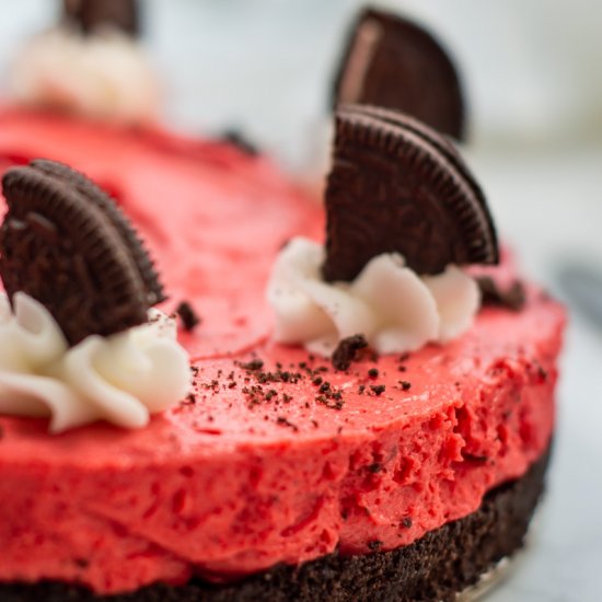 Red Velvet Oreo Cheesecake