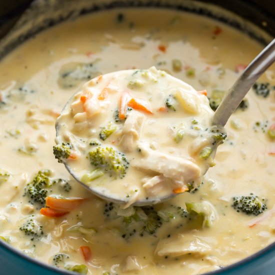 Cheesy Chicken Broccoli Soup