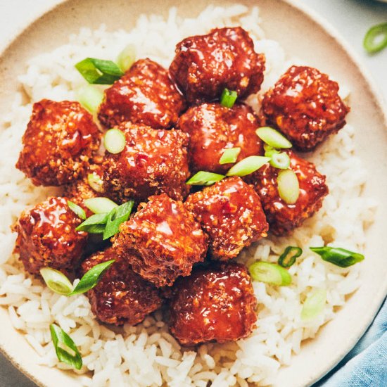 Crispy Sweet Chili Tofu Bowls