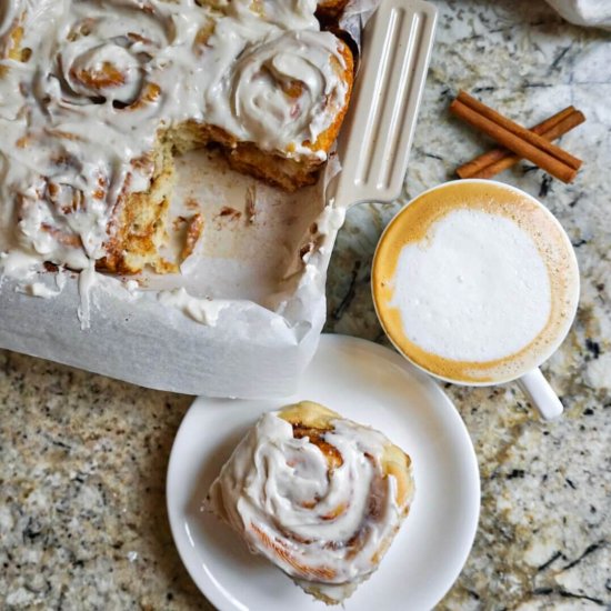 The Best Vegan Cinnamon Rolls