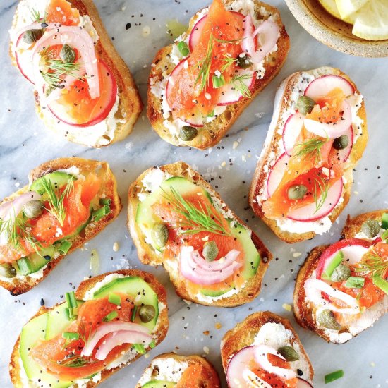 Delicious Smoked Salmon Tartines